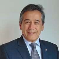 Dr. Luis F. Calixto Ballesteros