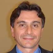 Dr. Rodrigo Restrepo